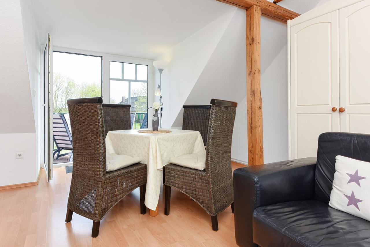 Ferienwohnungen Im Haus Friesische Weite Schillig Exterior foto
